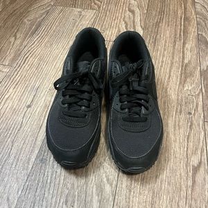 All Black Nike Air Max 90